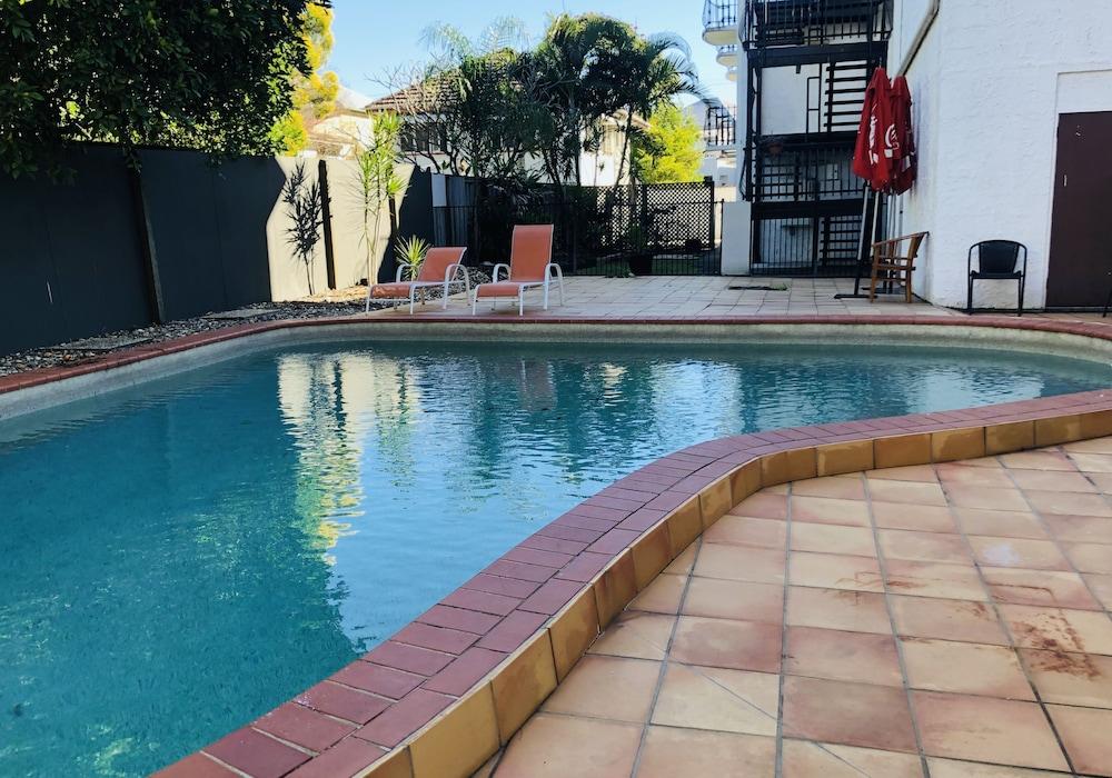Hamilton Brisbane Airport Hotel Exterior photo