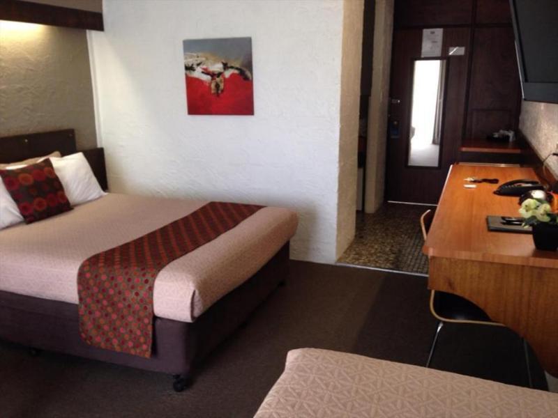 Hamilton Brisbane Airport Hotel Exterior photo